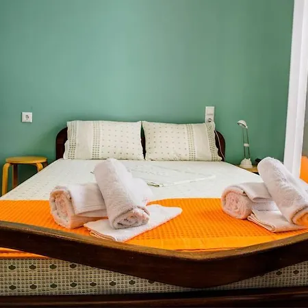 Apartment Renovated, Open And Functional Old House Heraklion (Crete)
